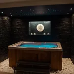 Ski Hotel