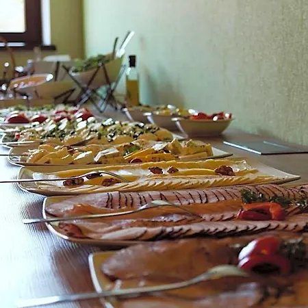 호텔 Ski Hotel Piwniczna-Zdroj